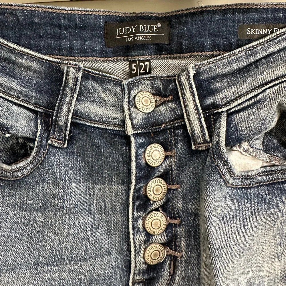 Judy Blue Skinny Fit Distressed Jeans - Picture 2 of 6